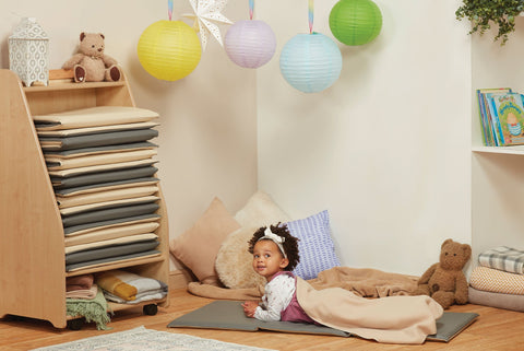 Mobile Sleep Mat Store with Folding Sleep Mat (Pack of 10)